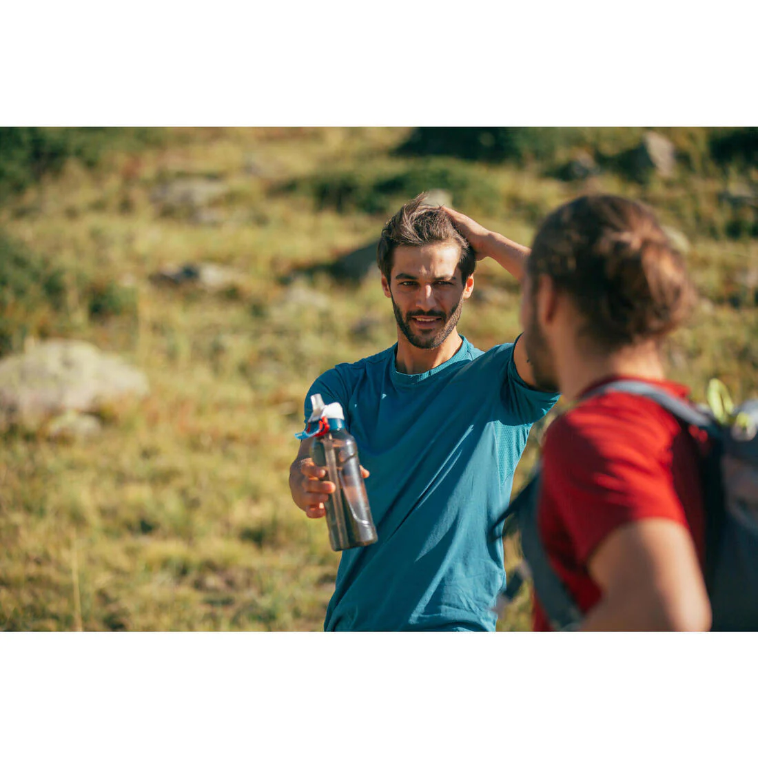 Men's Hiking Synthetic Short-Sleeved T-Shirt  MH100 - Image 10