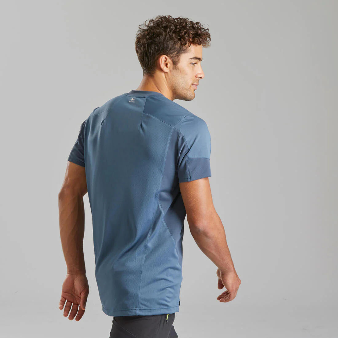 Men's Hiking Synthetic Short-Sleeved T-Shirt MH500 - Image 7