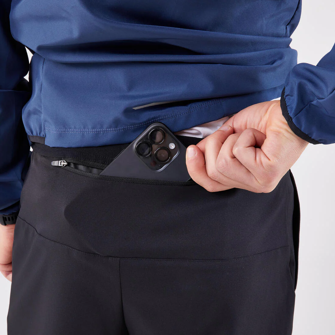 Men's KIPRUN Run 100 Dry Breathable Running Trousers - Black - Image 3