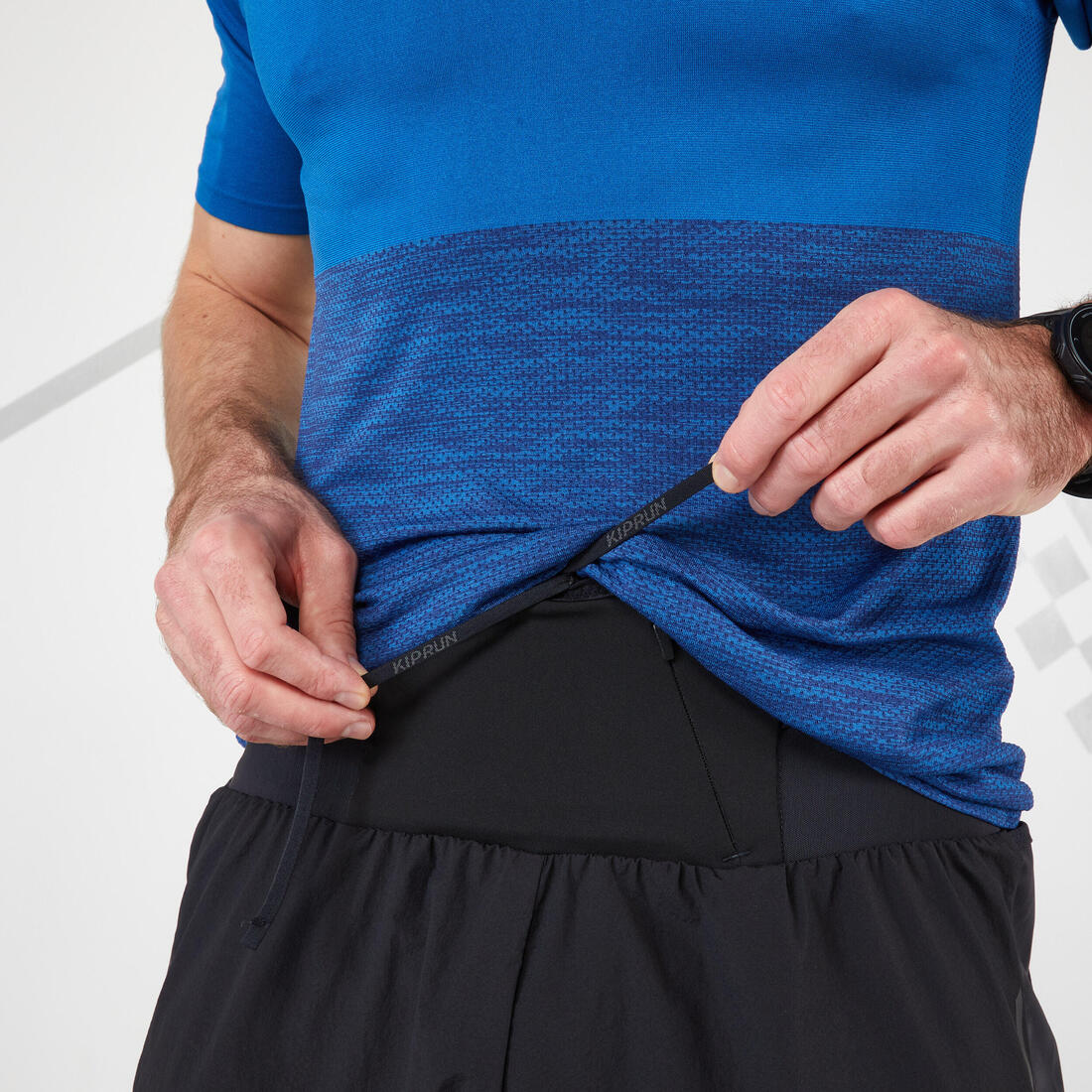 MEN'S MARATHON RUNNING SHORTS WITH CARRY POCKETS - BLACK - Image 6