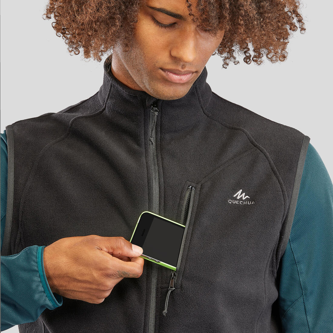 Men’s Mountain Walking Fleece Gilet MH100 - Black - Image 7