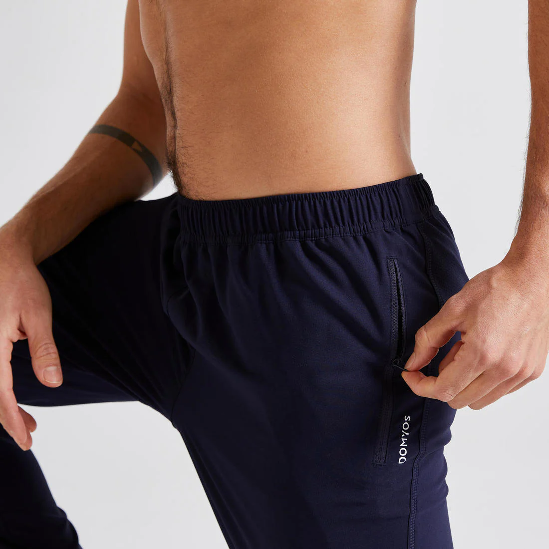 Men's Regular-Fit Breathable Fitness Bottoms Essential - Image 9