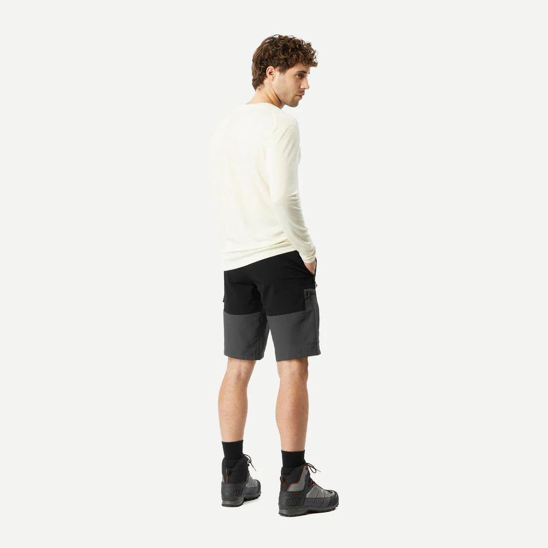 Men's robust trekking shorts - MT500 - Image 4
