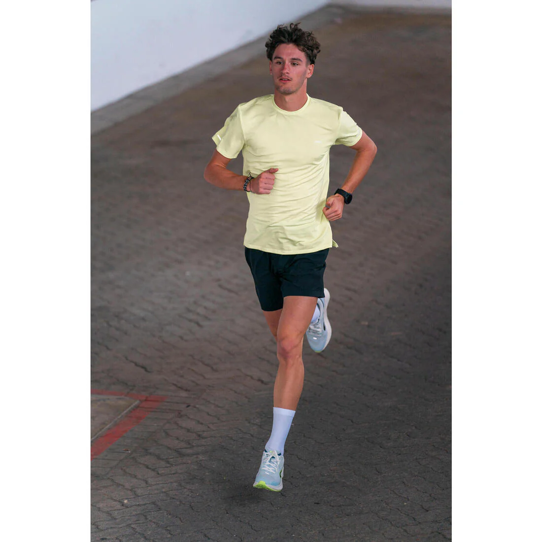 Men's Running Breathable T-shirt KIPRUN Run 500 Dry-yellow lemon - Image 38