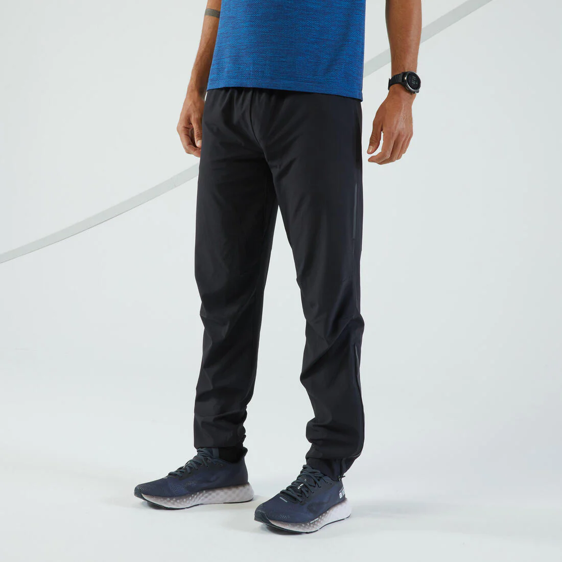 Men's Running Lightweight Trousers - KIPRUN Run 500 Light - Black - Image 3