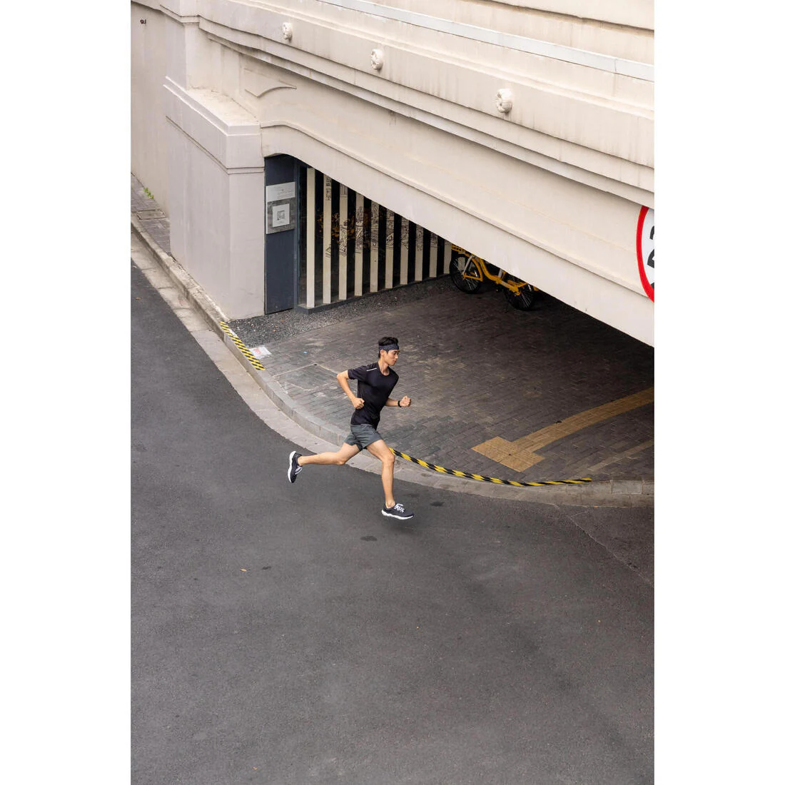 Men's Running Shorts - KIPRUN Run 500 Dry - Image 46