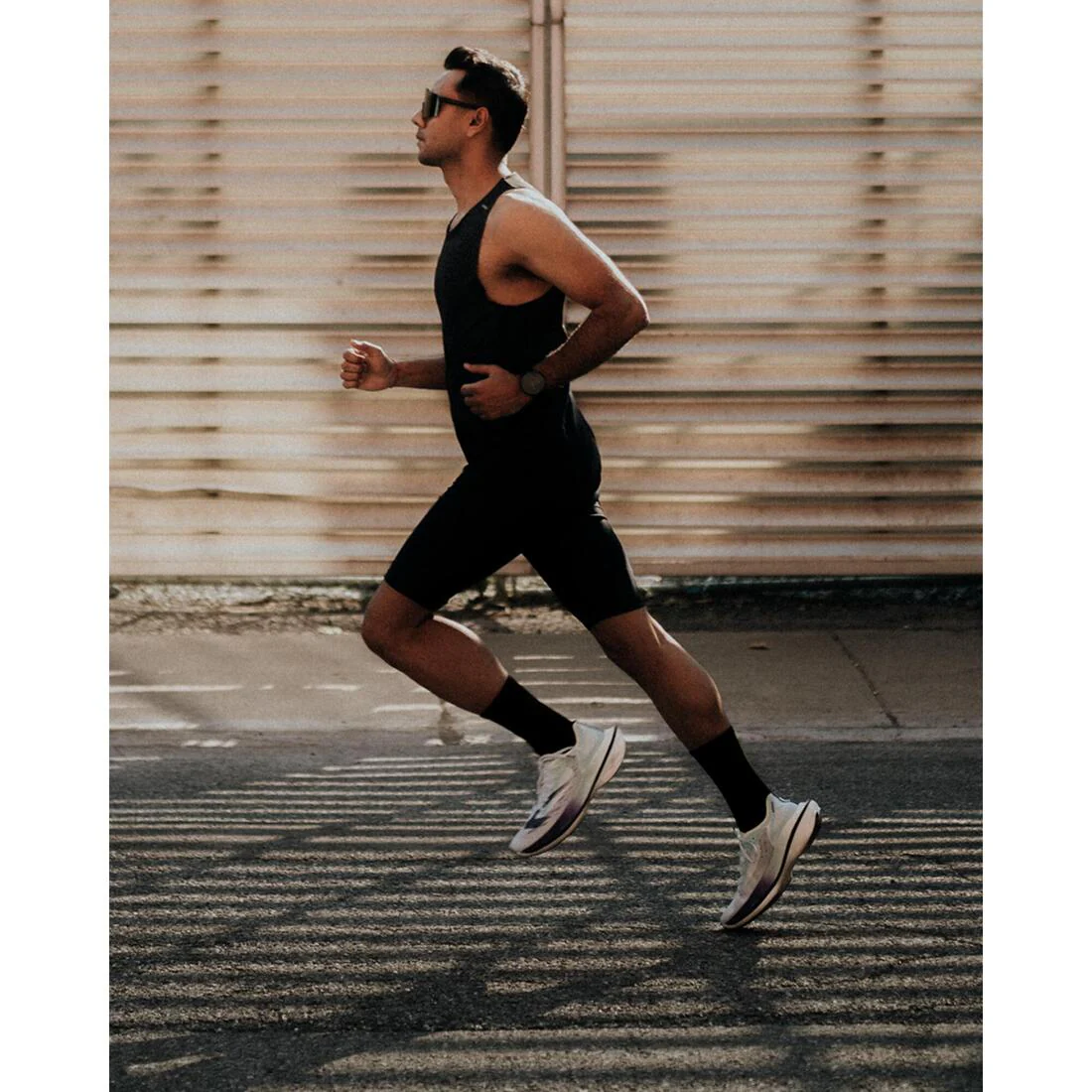 Men's Running Tight Shorts - Kiprun Run 100 Black - Image 10