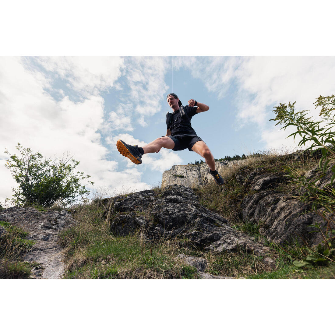 Men's Trail Running Shorts-KIPRUN Run 900 Ultra - Image 11