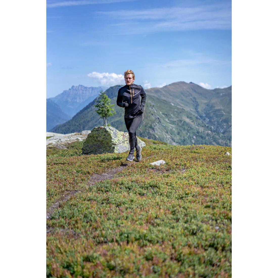 MEN'S TRAIL RUNNING TIGHTS - BLACK/GREY - Image 18
