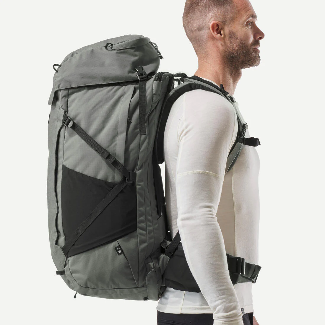 Men’s Travel 900 70+6L suitcase-style travel backpack - Green - Image 14