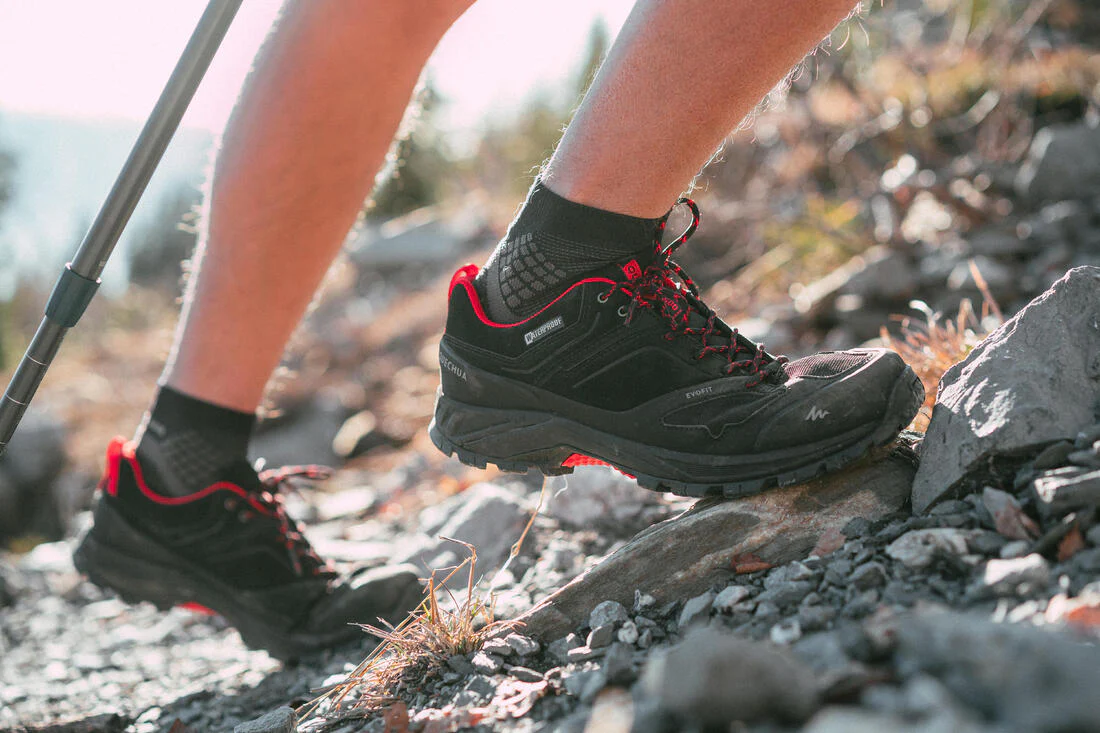 Men's waterproof mountain walking shoes - MH500 - Image 4