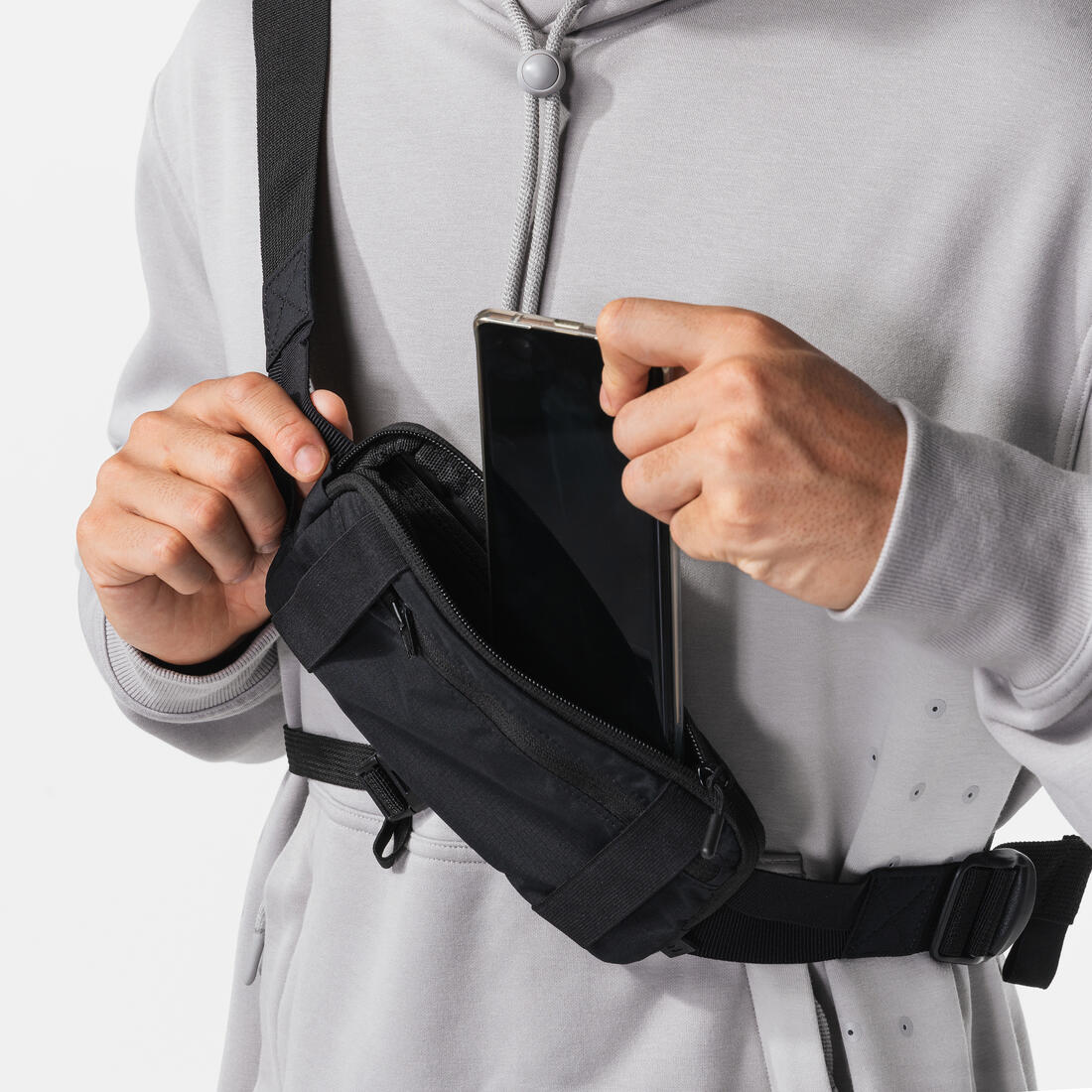 Men Women 2-position Kiprun 0.5 L Running Bag - Image 7