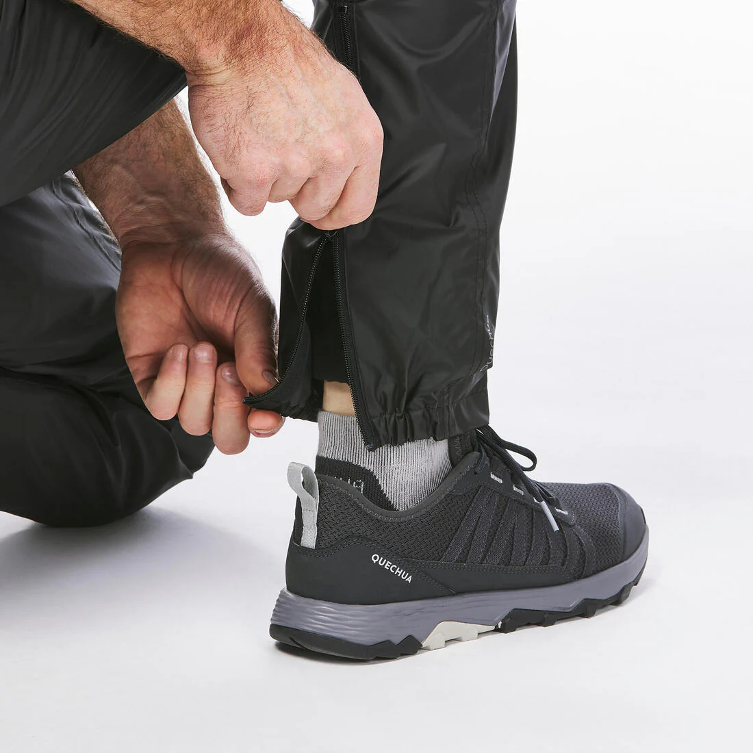 Men's Waterproof Hiking Over Trousers - NH500 Imper - Image 5
