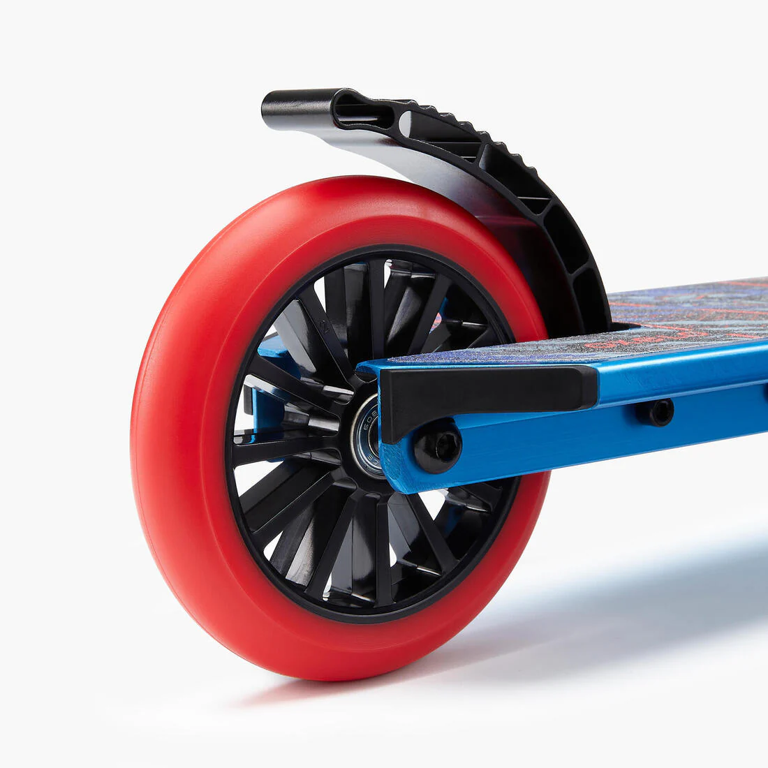 Mid 5 Kids' Scooter with Handlebar Brake and Suspension - Image 12