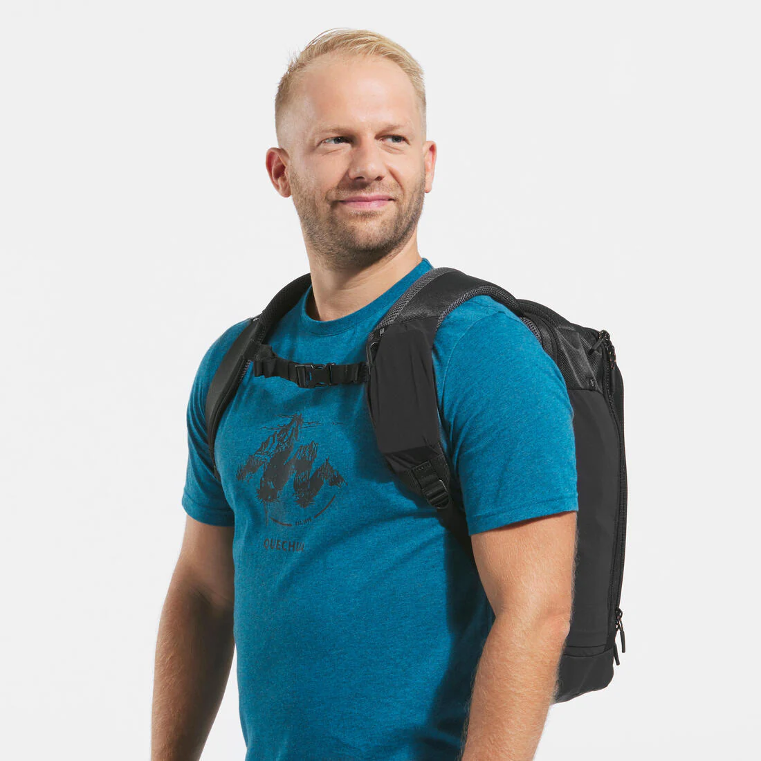 Multi-pocket hiking backpack 23 L, Escape 500 - Image 11
