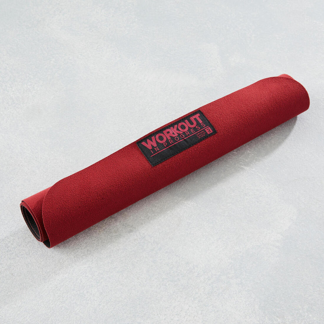 Non-Slip Weight Training Towel - Burgundy - Image 3