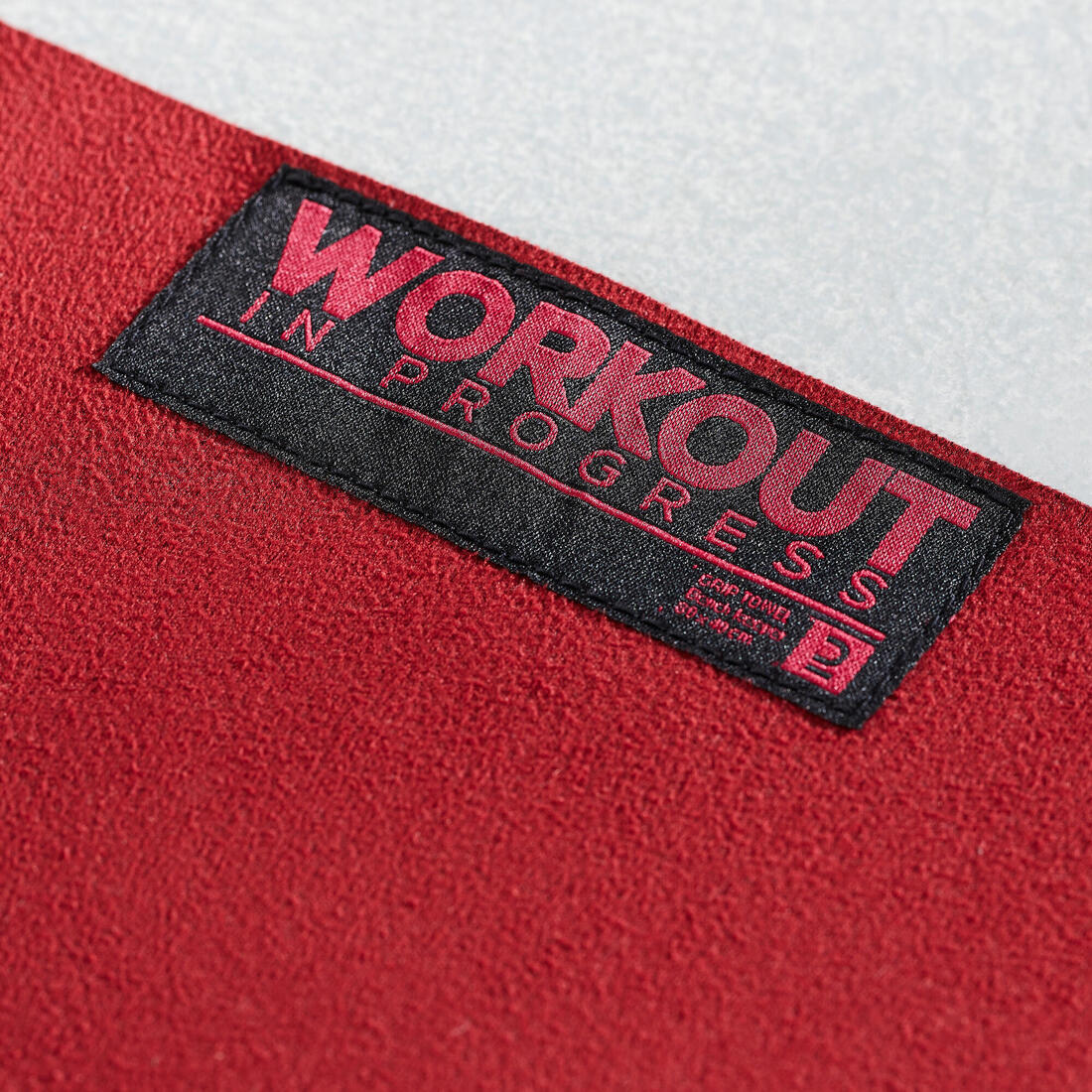Non-Slip Weight Training Towel - Burgundy - Image 4