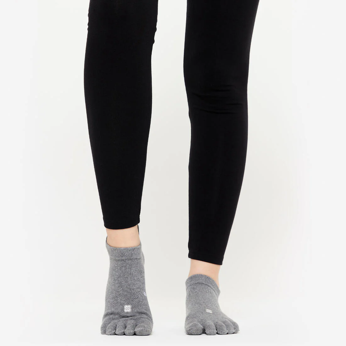 Non-Slip Yoga Toe Socks - Mottled Grey - Image 3