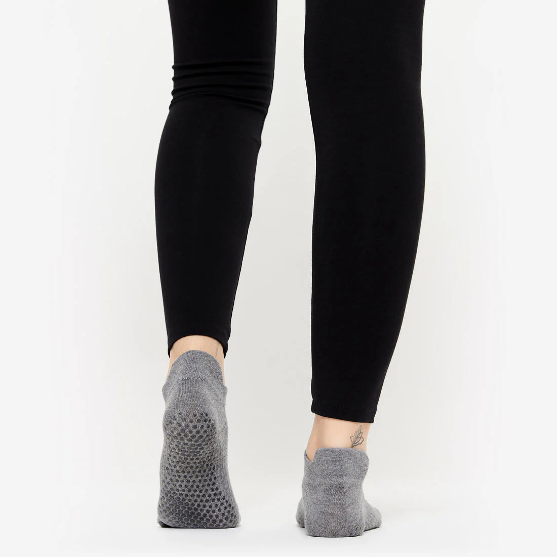 Non-Slip Yoga Toe Socks - Mottled Grey - Image 5