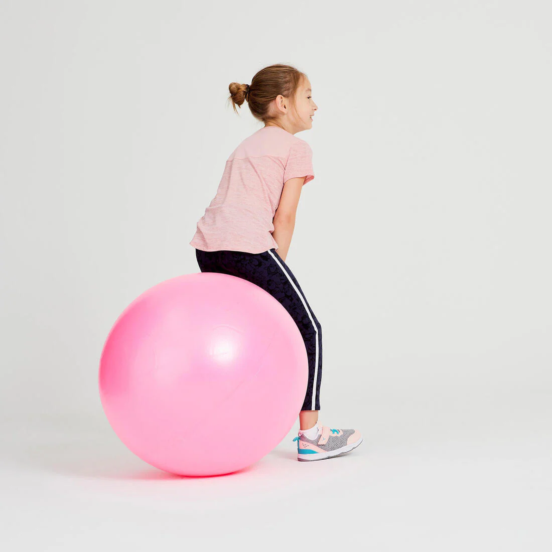 Resist 60 cm Kids' Gym Space Hopper - Pink - Image 9