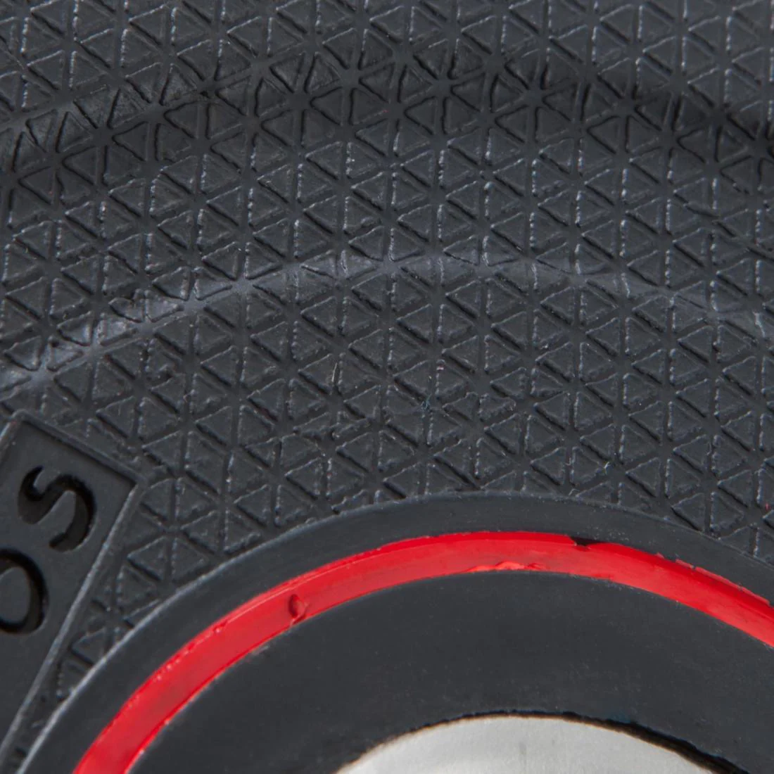 Rubber Disc Weight 1.25 kg, 1 inch / 28mm, Partly Recycled Cast Iron - Image 6
