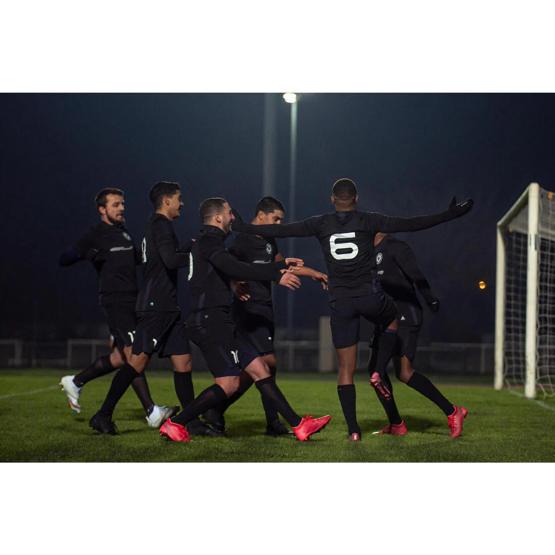 Seamless Long-Sleeved Thermal Football Base Layer Shirt Keepdry - Image 11