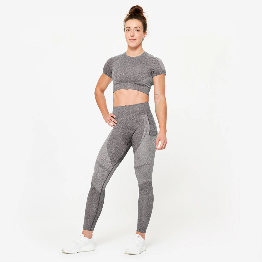 Seamless Short-Sleeved Cropped Fitness T-Shirt - Image 2