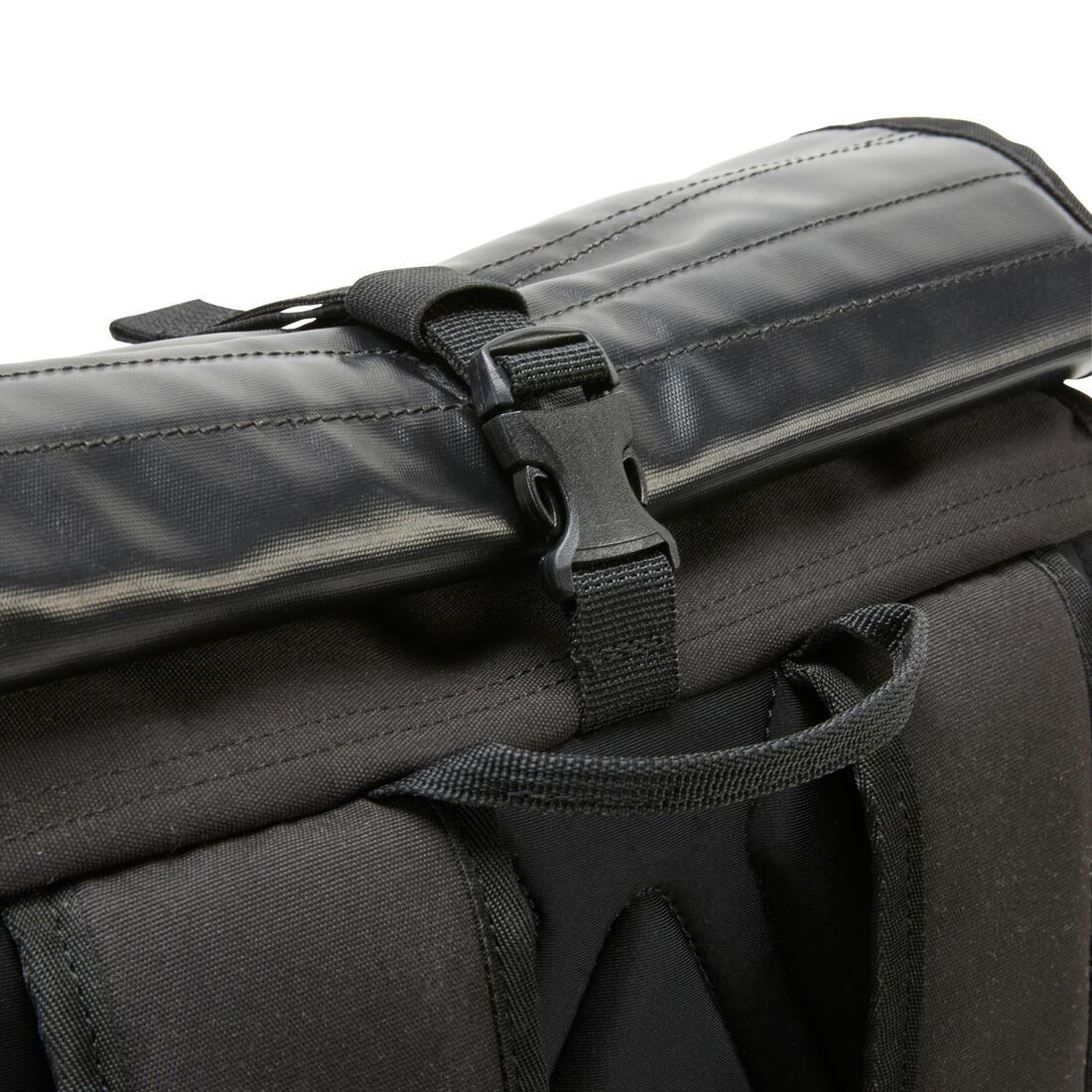 Skateboarding Backpack BG500 Rolltop 25L - Black - Image 7
