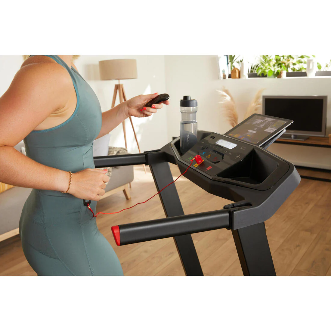 Smart Compact Treadmill RUN100e-A, 14 km/h, 45⨯120 cm - Image 4