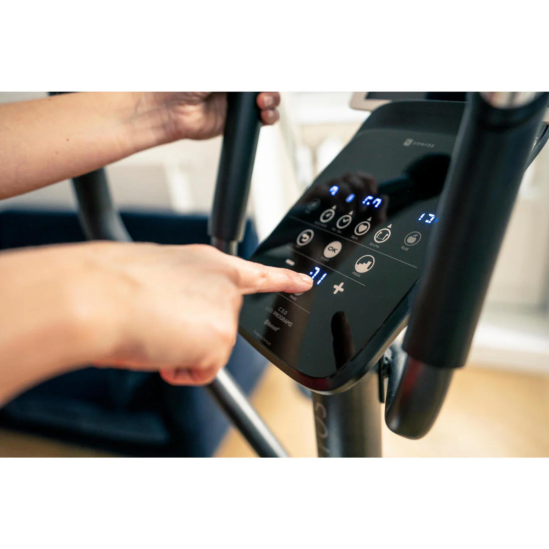 Smart Cross Trainer 500 - Image 9