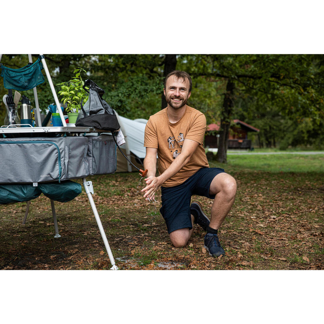 SOLAR CAMPING SHOWER - 10 LITRES - Image 2