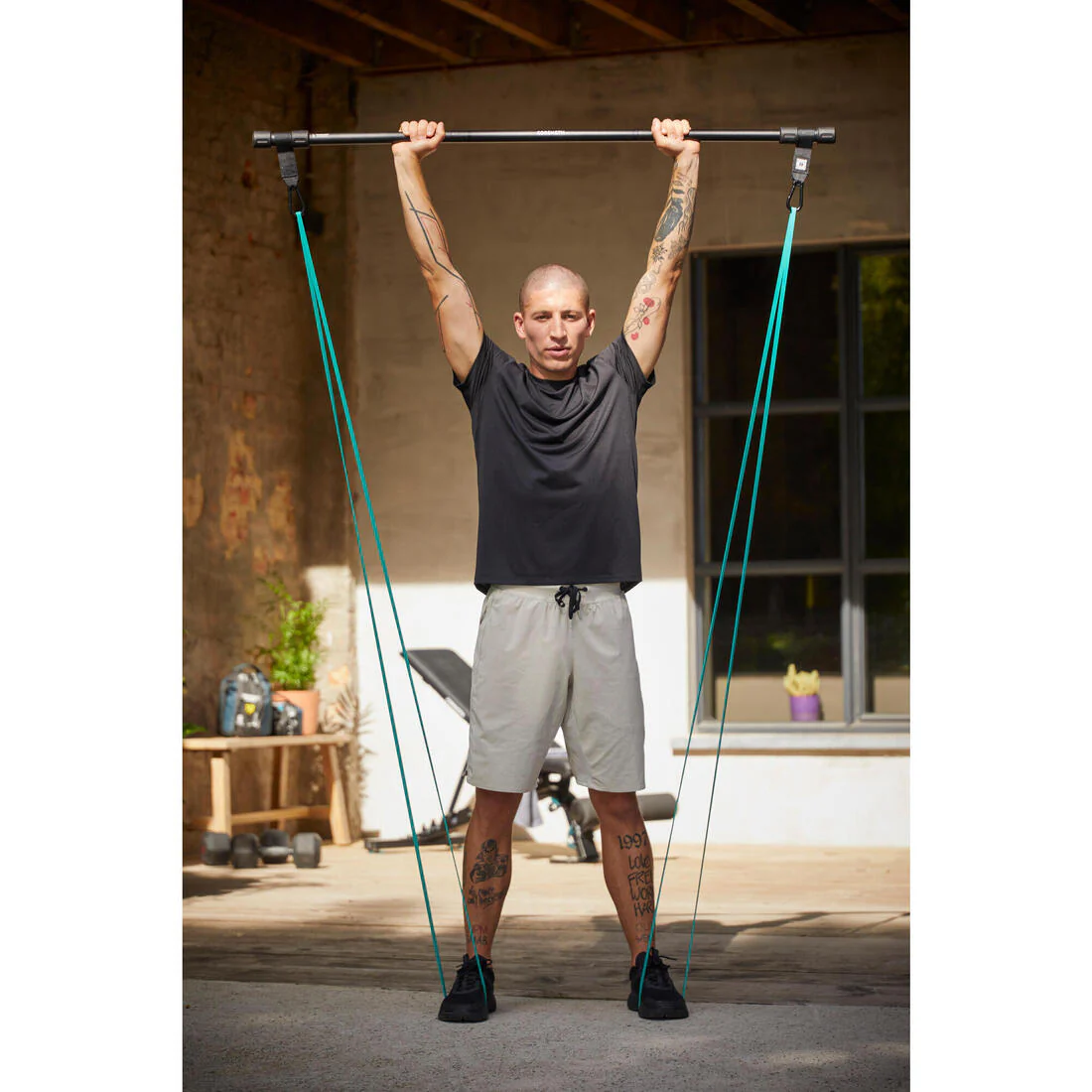 Strength Training Bar with Two 15 kg Bands - Image 11