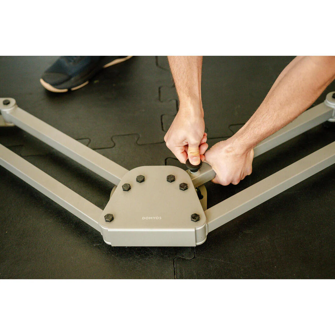 Ultra-Compact 2-Second Fold-Down Weight Training Rack 120 kg - Image 26