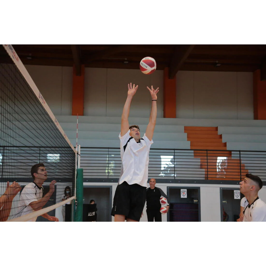 Volleyball V900 - White/Red - Image 9