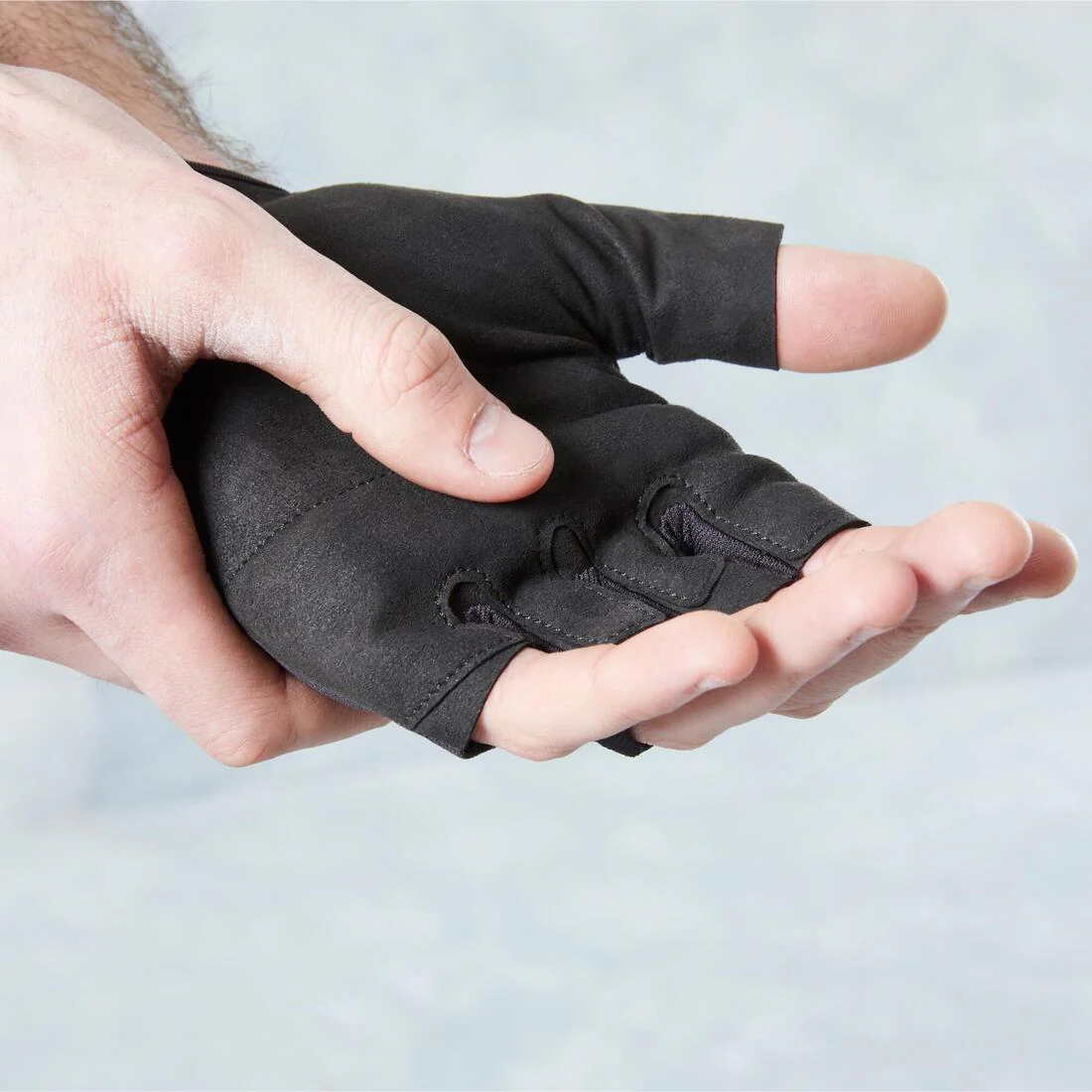 Weight Training Gloves - Black - Image 4