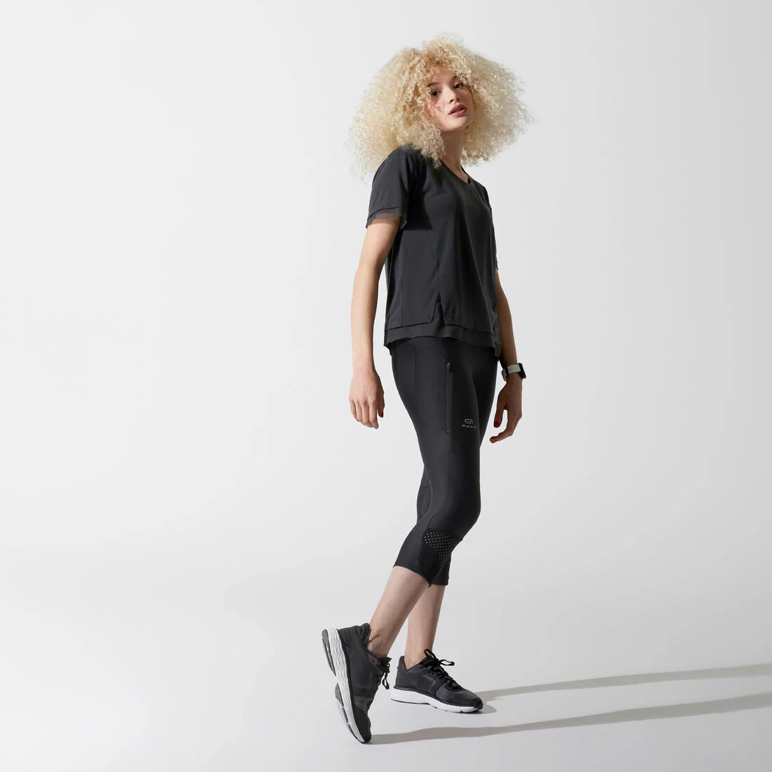Women's breathable short running leggings Dry+ Feel - black - Image 16