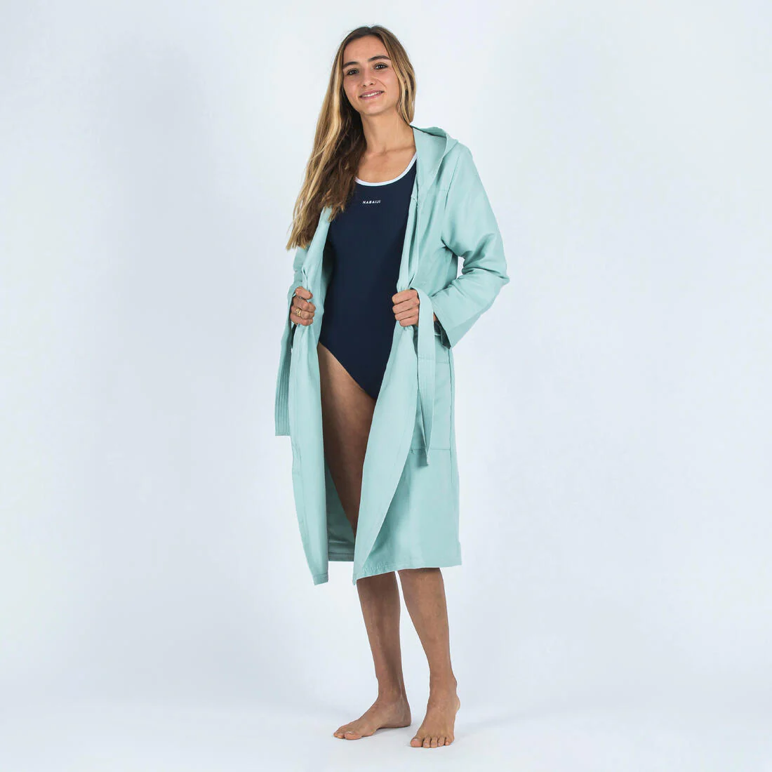 Women’s compact microfibre pool bathrobe with hood light green - Image 2