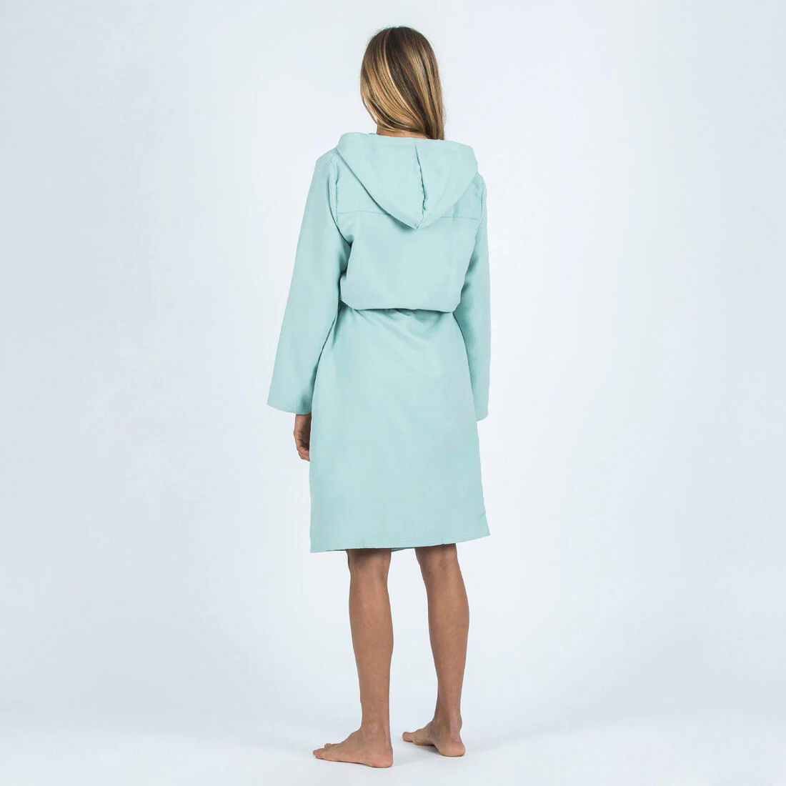 Women’s compact microfibre pool bathrobe with hood light green - Image 4
