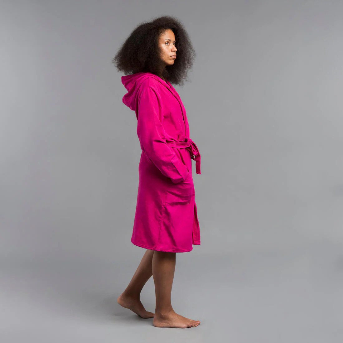 Women’s compact pink cotton hooded bathrobe - Image 2