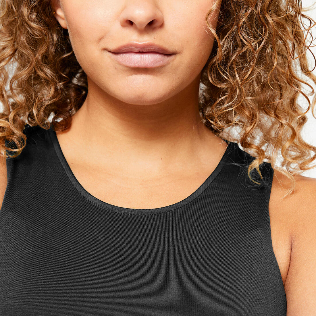 Women's Fitness Cropped Tank Top - Black - Image 3