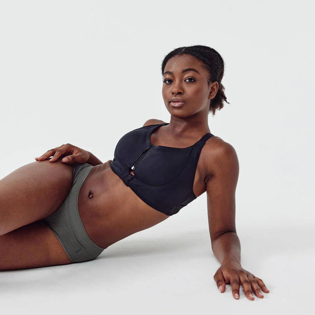 Women's High-Support Zip Sports Bra - Black - Image 3