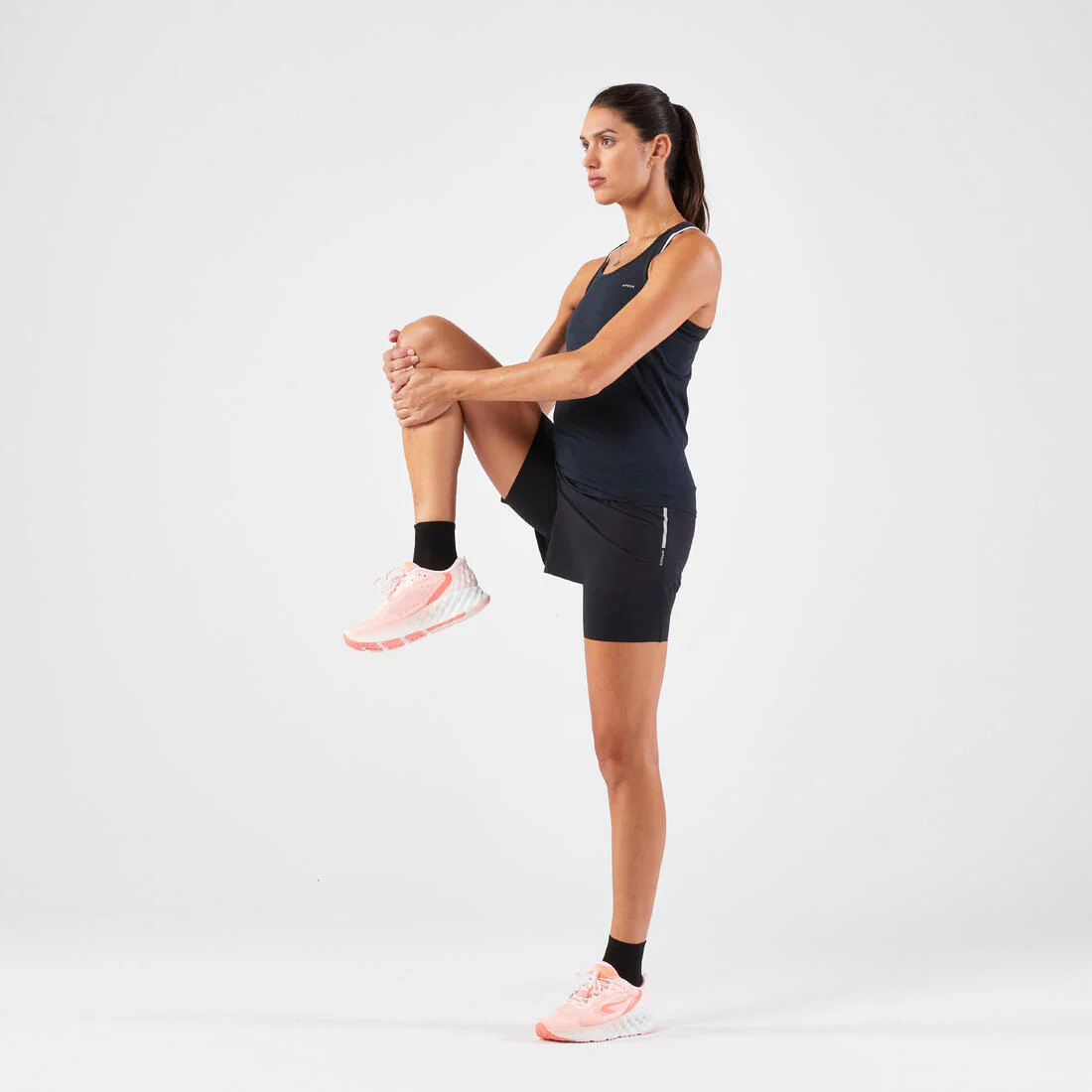Women's KIPRUN Run 500 Comfort Seamless Running Tank Top - Image 6
