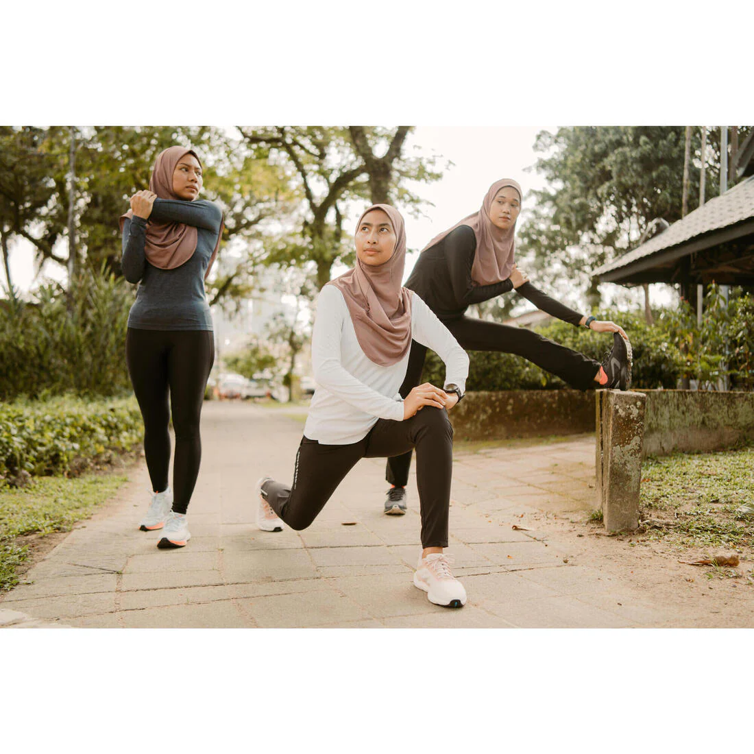 Women's KIPRUN V2 Running Hijab - Image 11