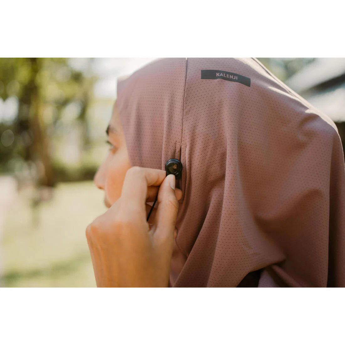 Women's KIPRUN V2 Running Hijab - Image 5