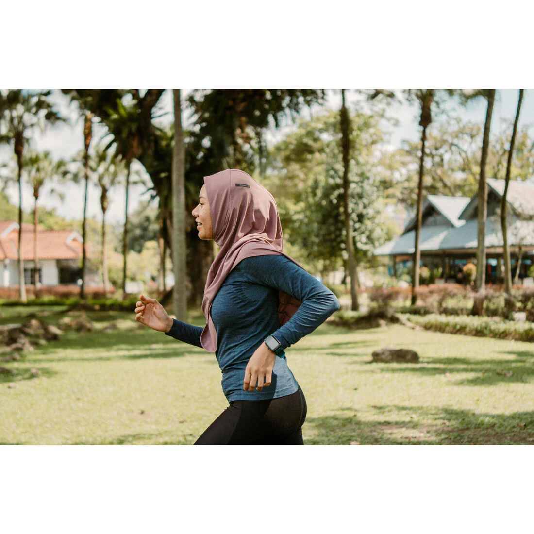 Women's KIPRUN V2 Running Hijab - Image 8