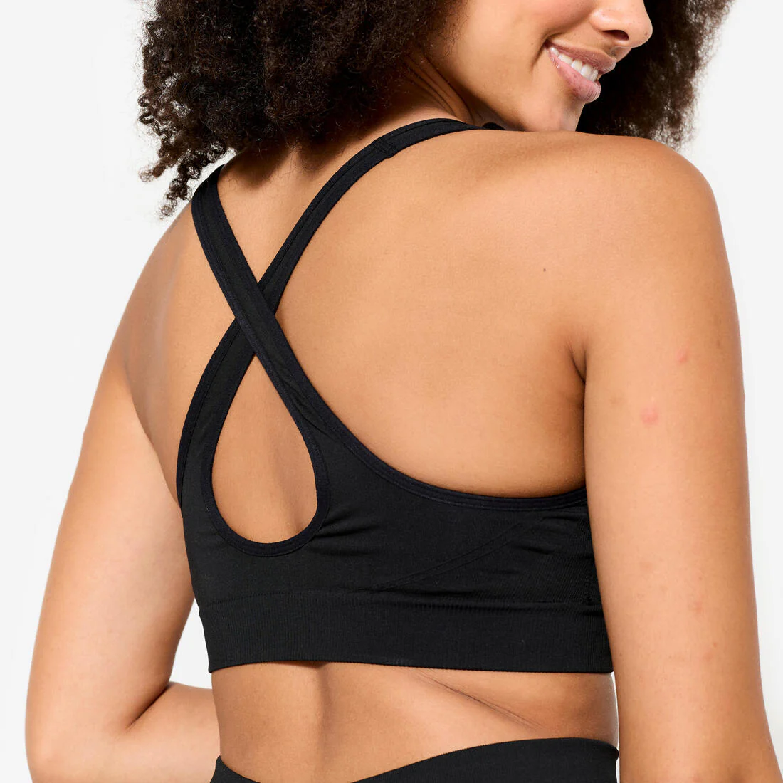 Women's Light Support Sports Bra with Cross-Over Straps - Image 4