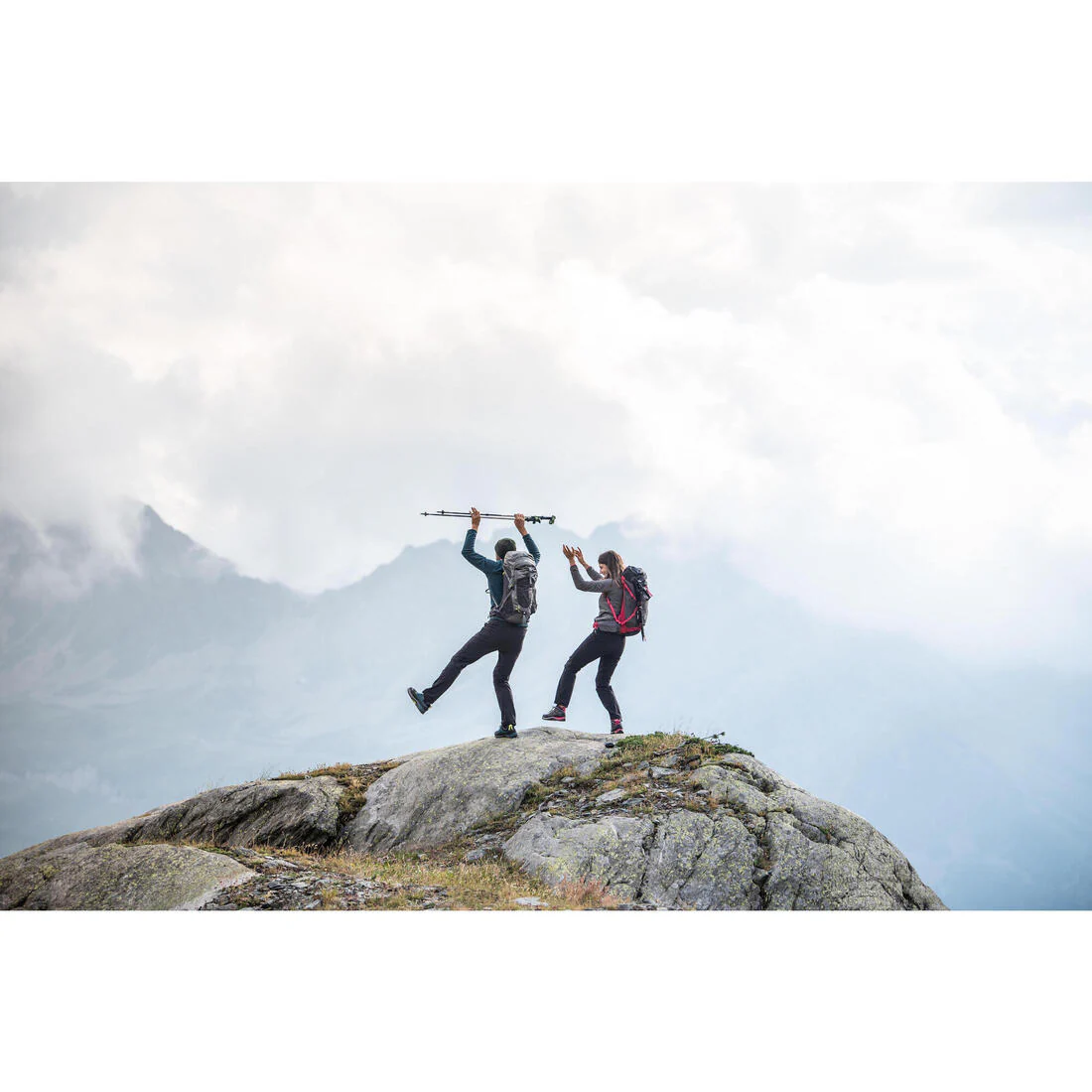 Women's Mountain Hiking Fleece MH100 - Grey - Image 8