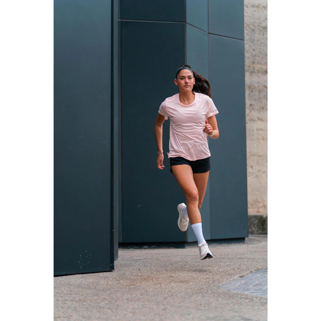 Women's Running & Trail Running Breathable Shorts KIPRUN Run 500 Dry - Image 10