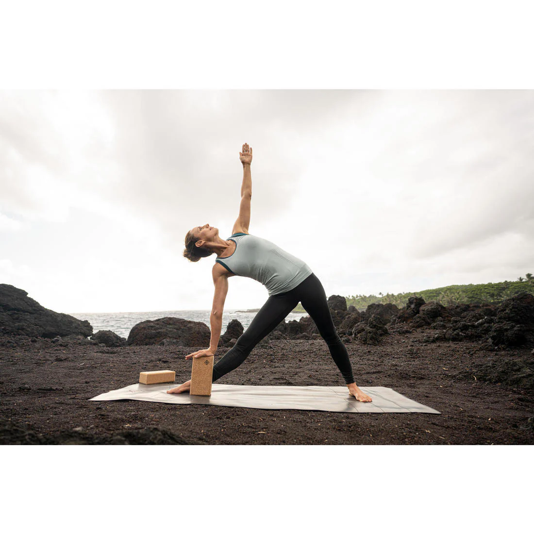 Women's Second-Skin Effect Yoga Leggings - Image 10