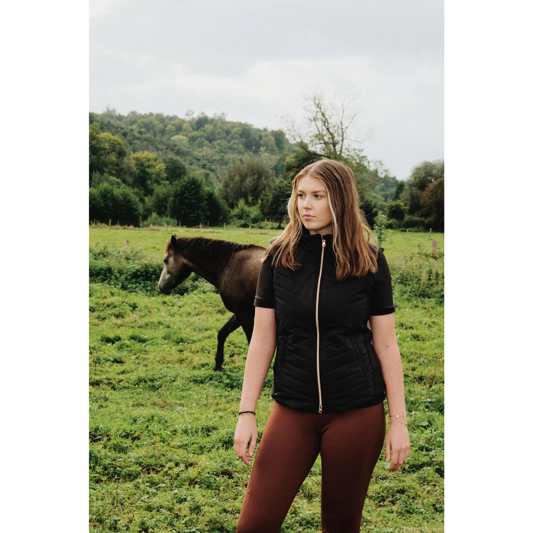 Women's Sleeveless Horse Riding Down Jacket 500 Zip - Image 9